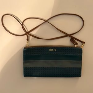 RELIC WALLET SHOULDER BAG 9 x 5